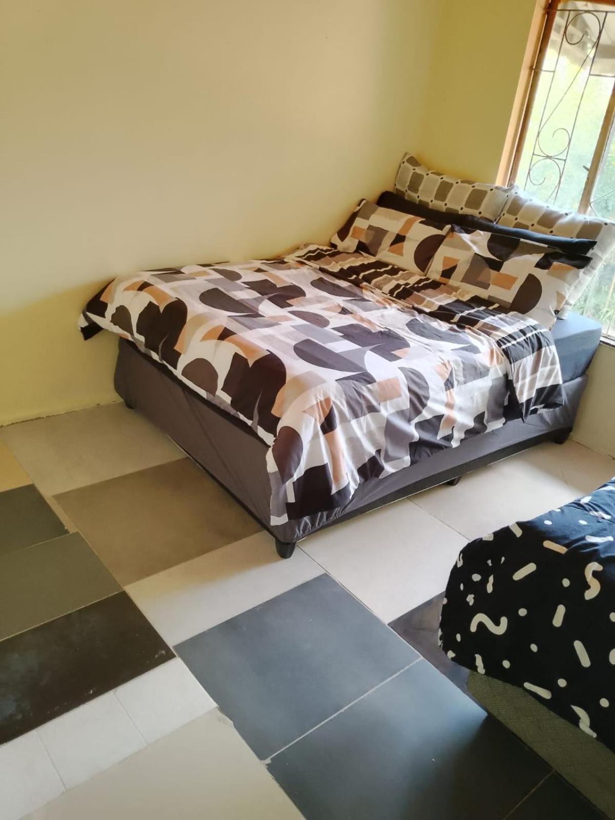 Kempton Park Lodge Esther Park מראה חיצוני תמונה