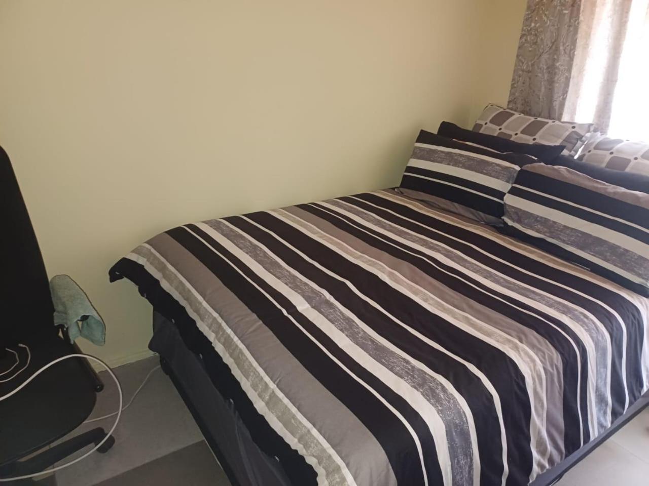 Kempton Park Lodge Esther Park מראה חיצוני תמונה